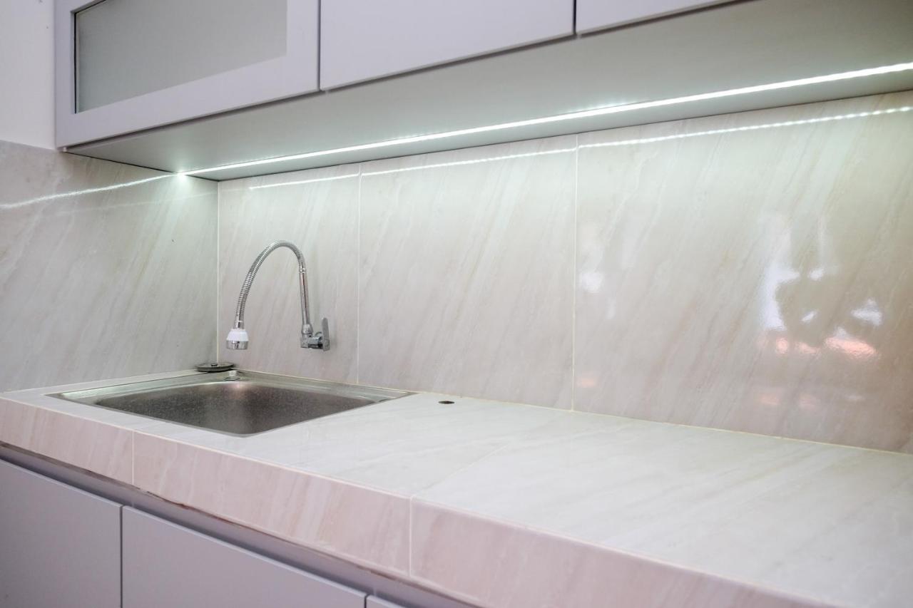 Reddoorz Syariah Near Solo Paragon Mall 2 Bonorejo Екстер'єр фото