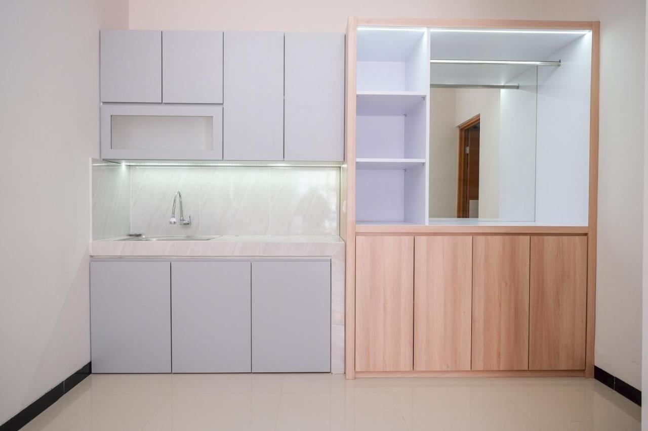 Reddoorz Syariah Near Solo Paragon Mall 2 Bonorejo Екстер'єр фото